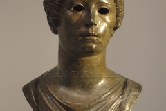 Bronze portrait dating to the reign of Claudius. MuséoParc Alésia.