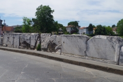 Inscription on the south parapet of the Ponte di Tiberio.