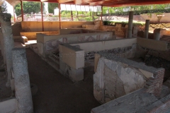 Area adjacent to the peristyle oft he Casa del Mitreo.