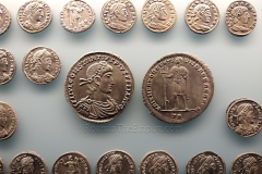 Coins from Augusta Treverorum found in the silver hoard near the castrum. Museum and Römerhaus Augusta Raurica.