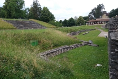 Amphitheater conversion elements of the theater and monumental staircase.