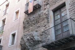 Section of the walls at Carrer del Call 3.