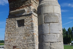 Pedestal at the center of the Heidentor.