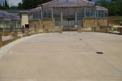 Ovoid peristyle and (inaccessible) triclinium.