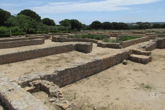 Triclinium and peristyle of Domus 2b.