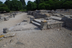 Cardo maximus and entrance area of the public baths.