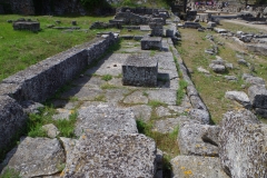 Portico in the southeast of the monumental area.