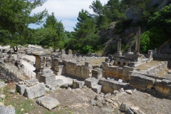 Sacred area of Glanum.