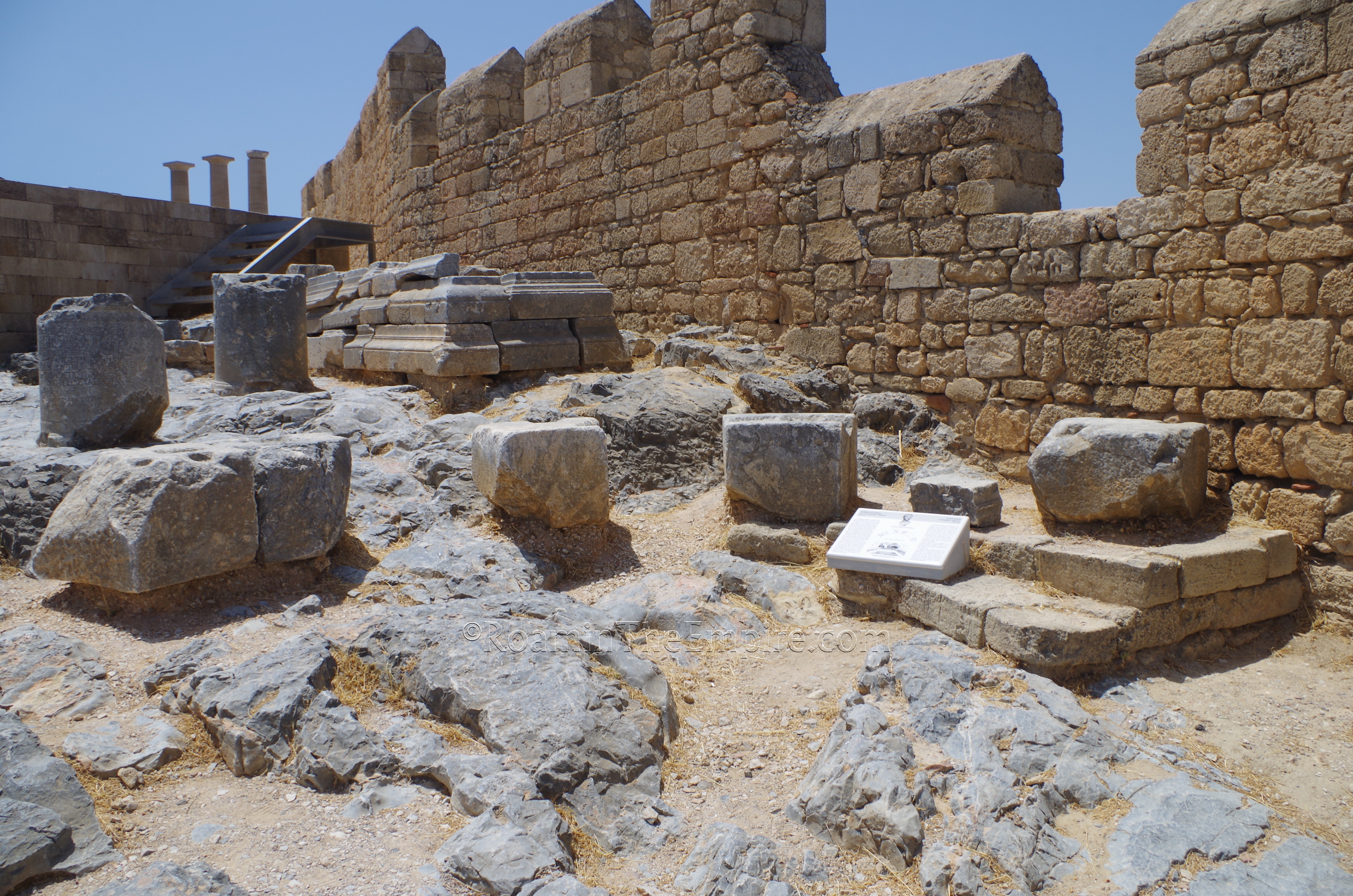 Remains of the votive exedra to Tiberius.