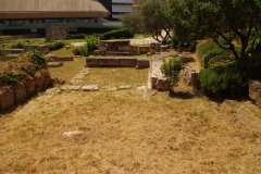 Greek walls in the Jardin des Vestiges.