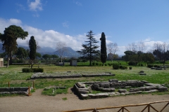 Roman altar (foreground) and Greek altar (background) of the Temple of Hera II.