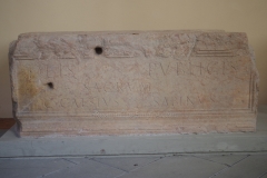 Dedication to the Deis Publicis by Gaius Caesius Sabinus. Museo Nazionale Archaeologico.