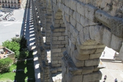 Aqueduct in Plaza del Azoguejo.