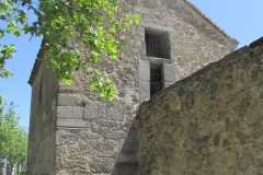 Building housing the filtration basin of the aqueduct.