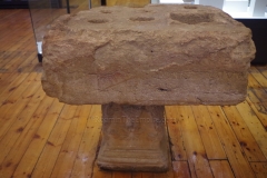 Mensa ponderaria dedicated by the emporiarch of Piritensium (Gorsko Kosovo). Dated to the 3rd century CE. National Archaeological Museum of Bulgaria.
