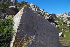 Detail of the cuts of one of the large blocks in the Valle della Luna Quarry.