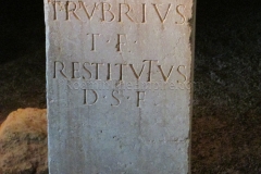 Pedestal dedicated to Fortuna by Titus Rubnus Restitutus. Displayed at the Centre Arqueològic de l'Almoina.