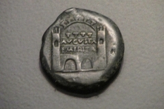 Coin minted in Augusta Emerita at the Museu de Prehistòria de València.