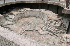 Foundation of the Republican era tower of the Porta Leoni.