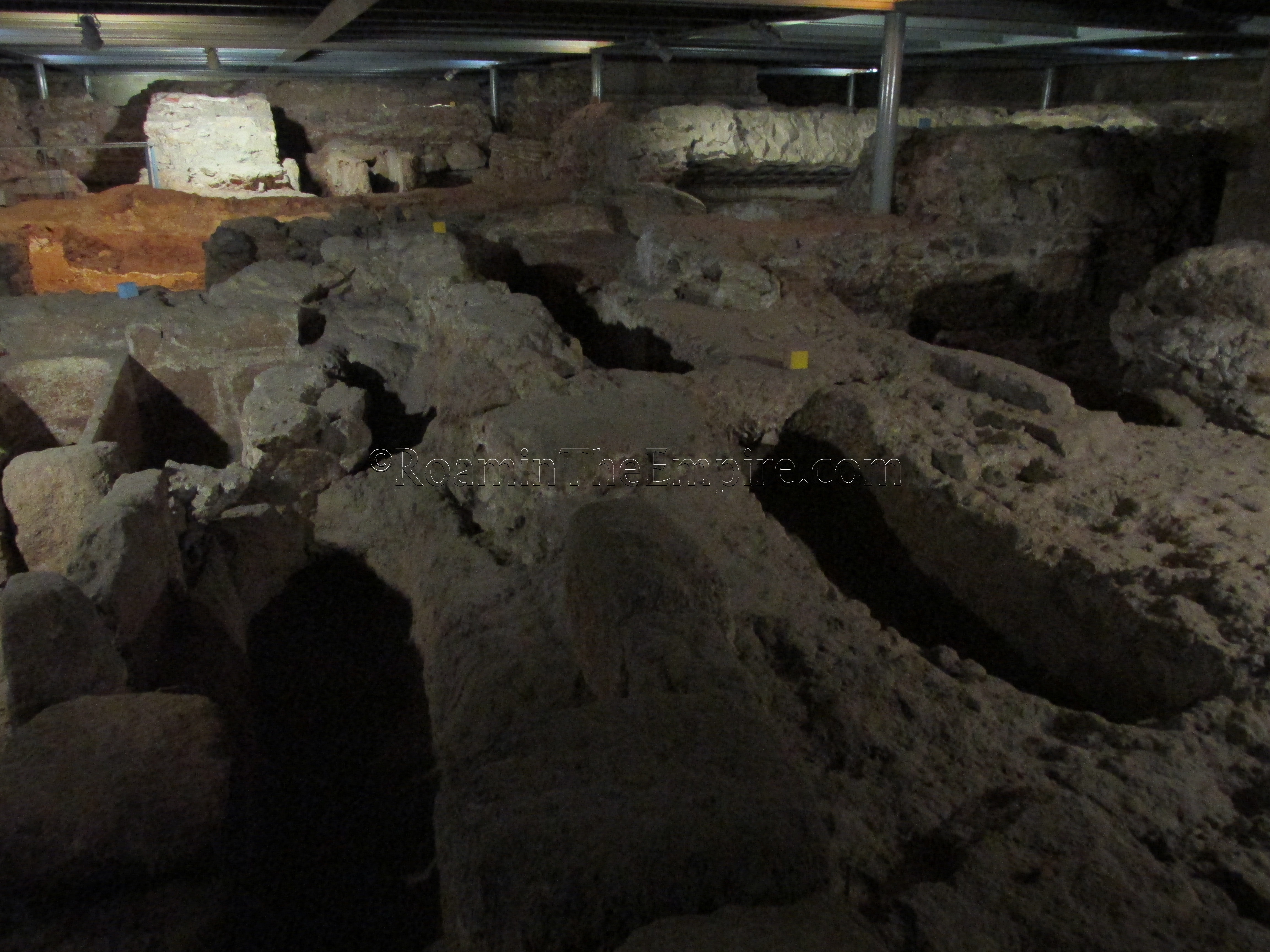 Area of the Roman house's peristyle with subsequent early Christian burials.
