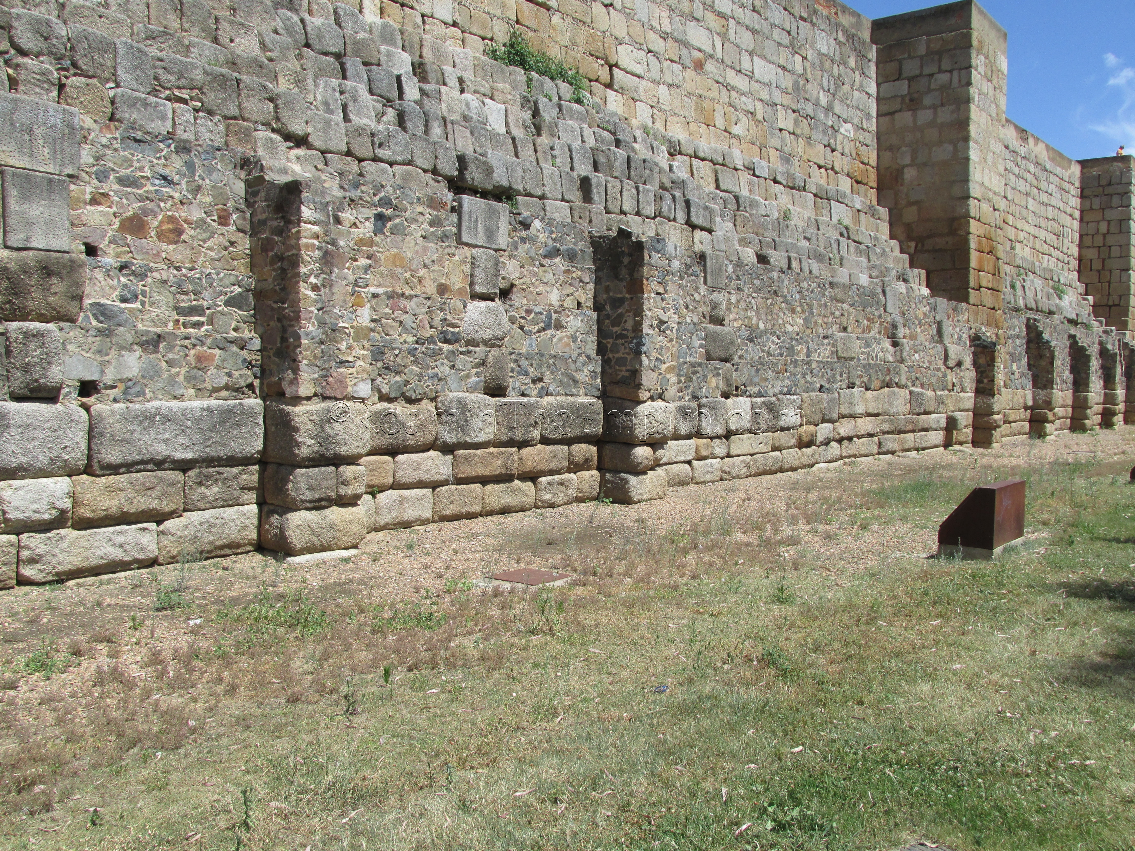 Retaining wall/dam at the base of the Alcazaba wall. Augusta Emerita.