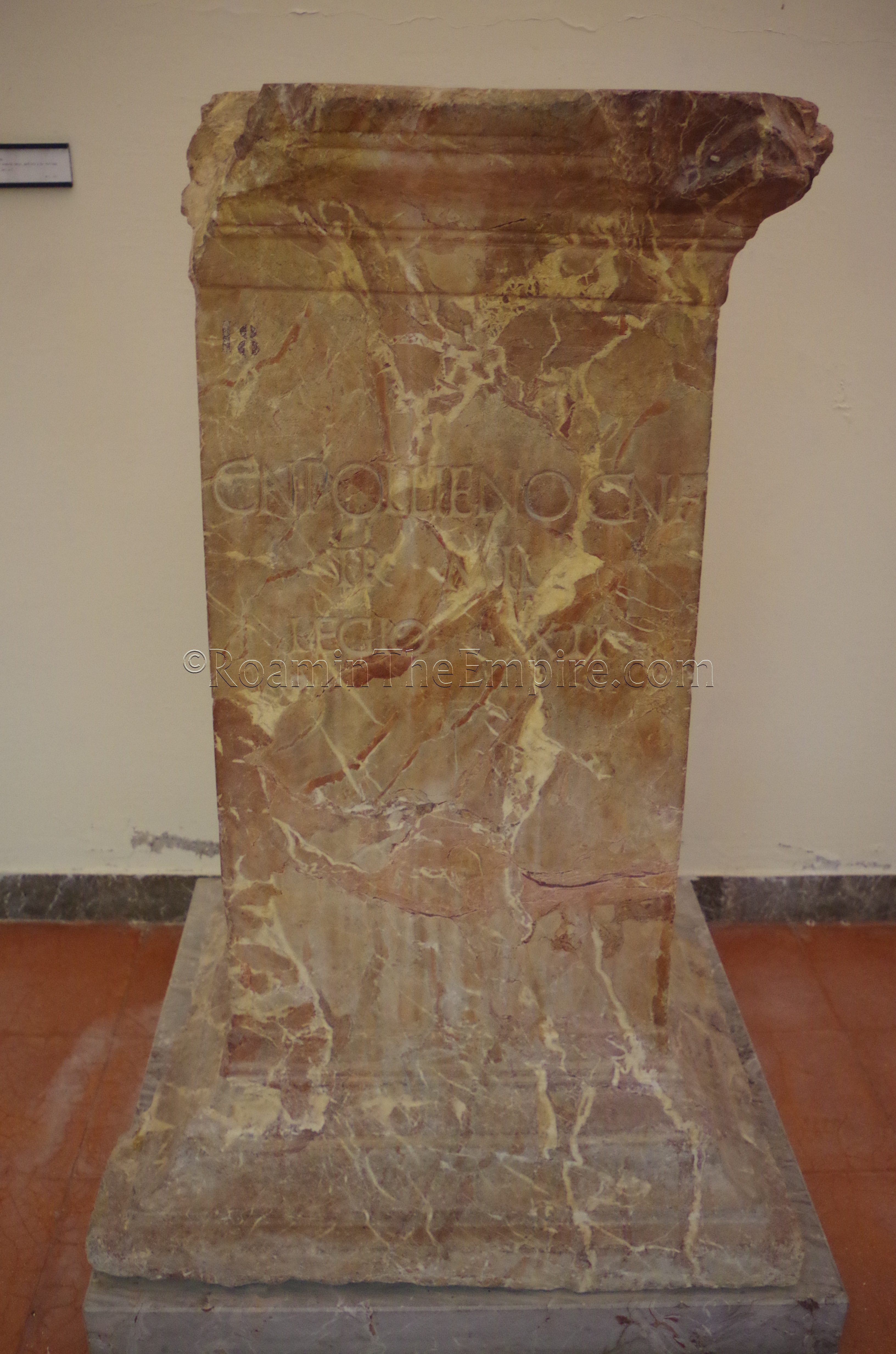 Breccia Rosso marble base dedicated to Gnaeus Pollienus. Dated to the 1st century BCE. Thermae Himerenses. Termini Imerense.