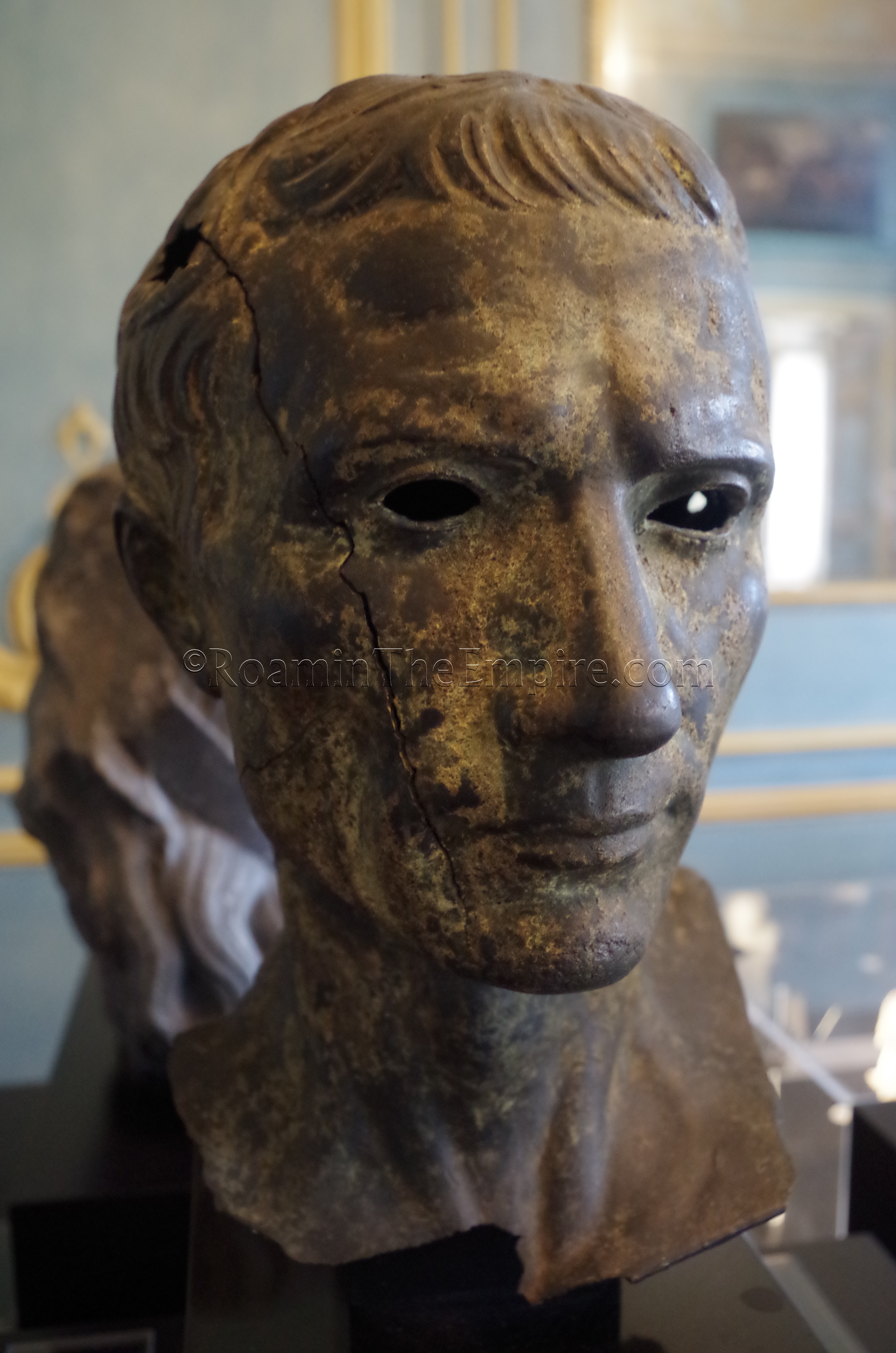Bronze portrait of Julius Caesar displayed in the Musée Calvet. Avennio. Avignon.