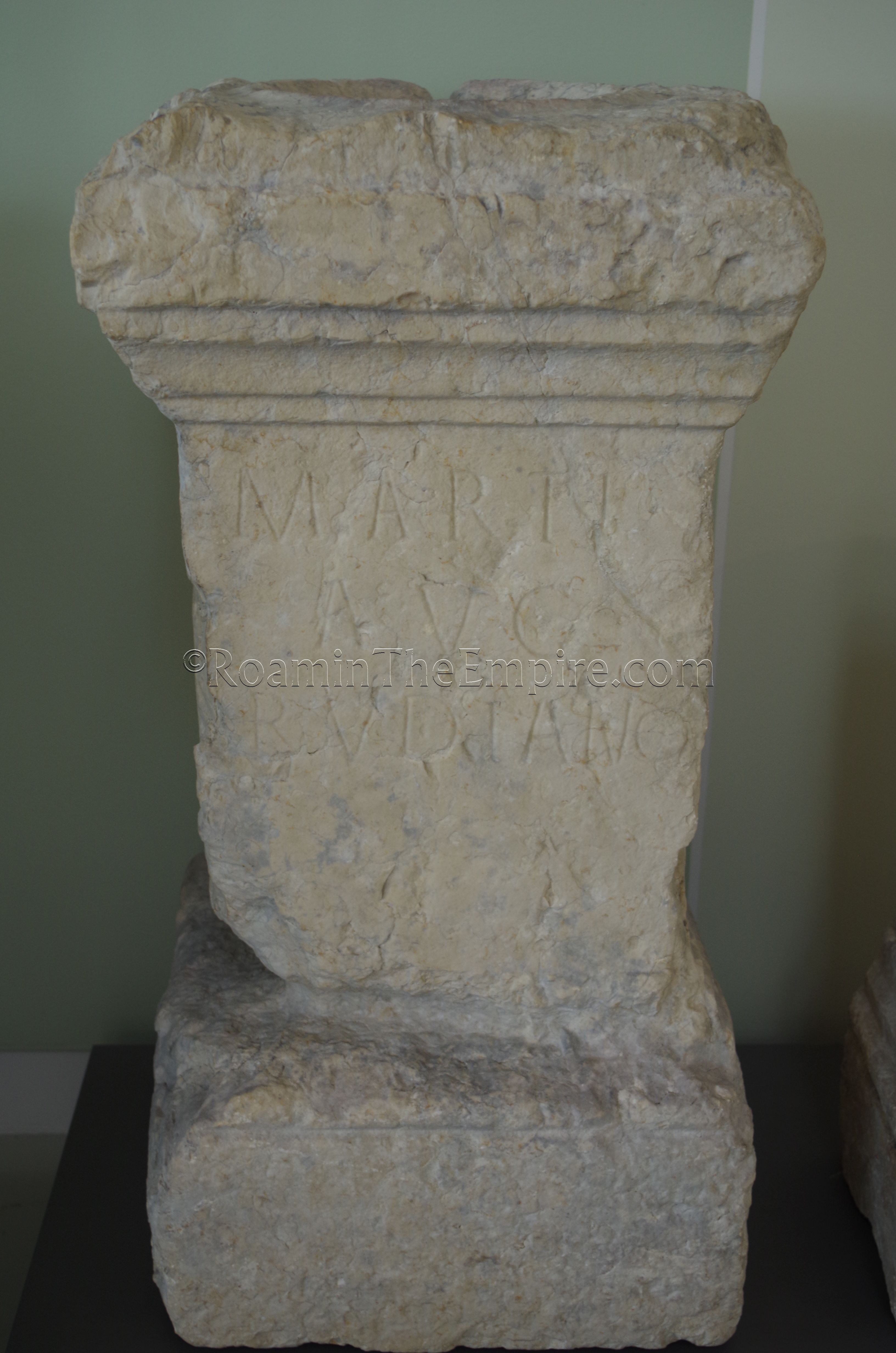 Altar dedicated to Mars Rudianus found in Rochefort-Samson, displayed in the Musée de Valence.