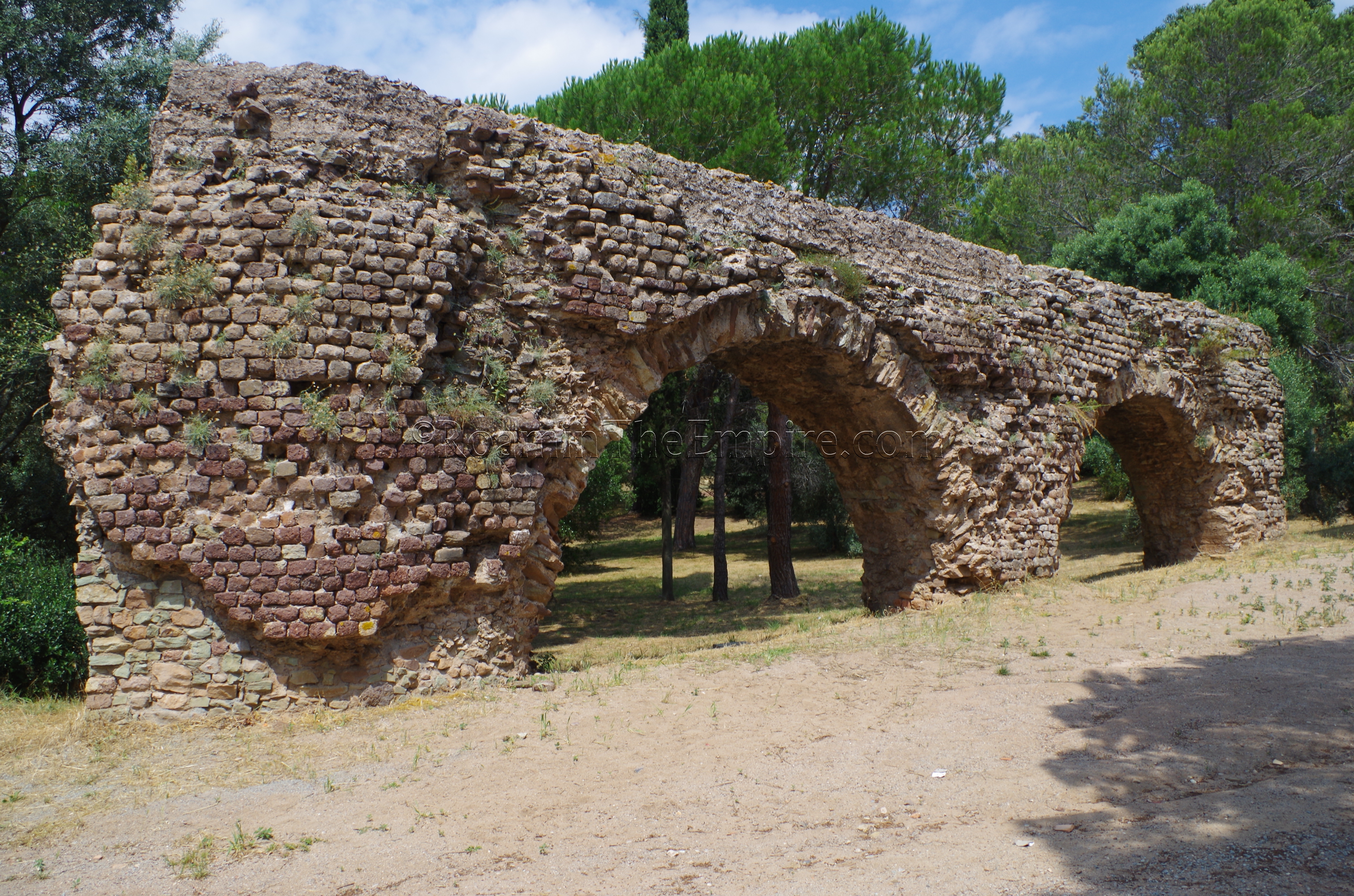 Aqueduct remains in Parc Aurélien. Forum Julii. Fréjus.