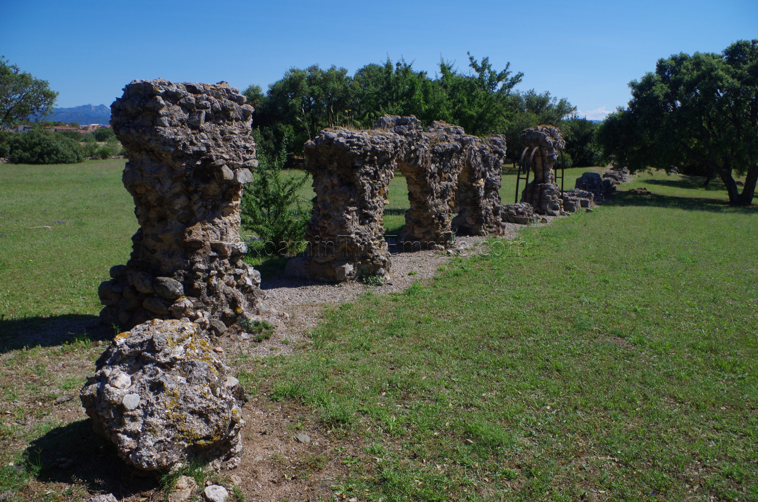 Olbia aqueduct (Via Mincio).