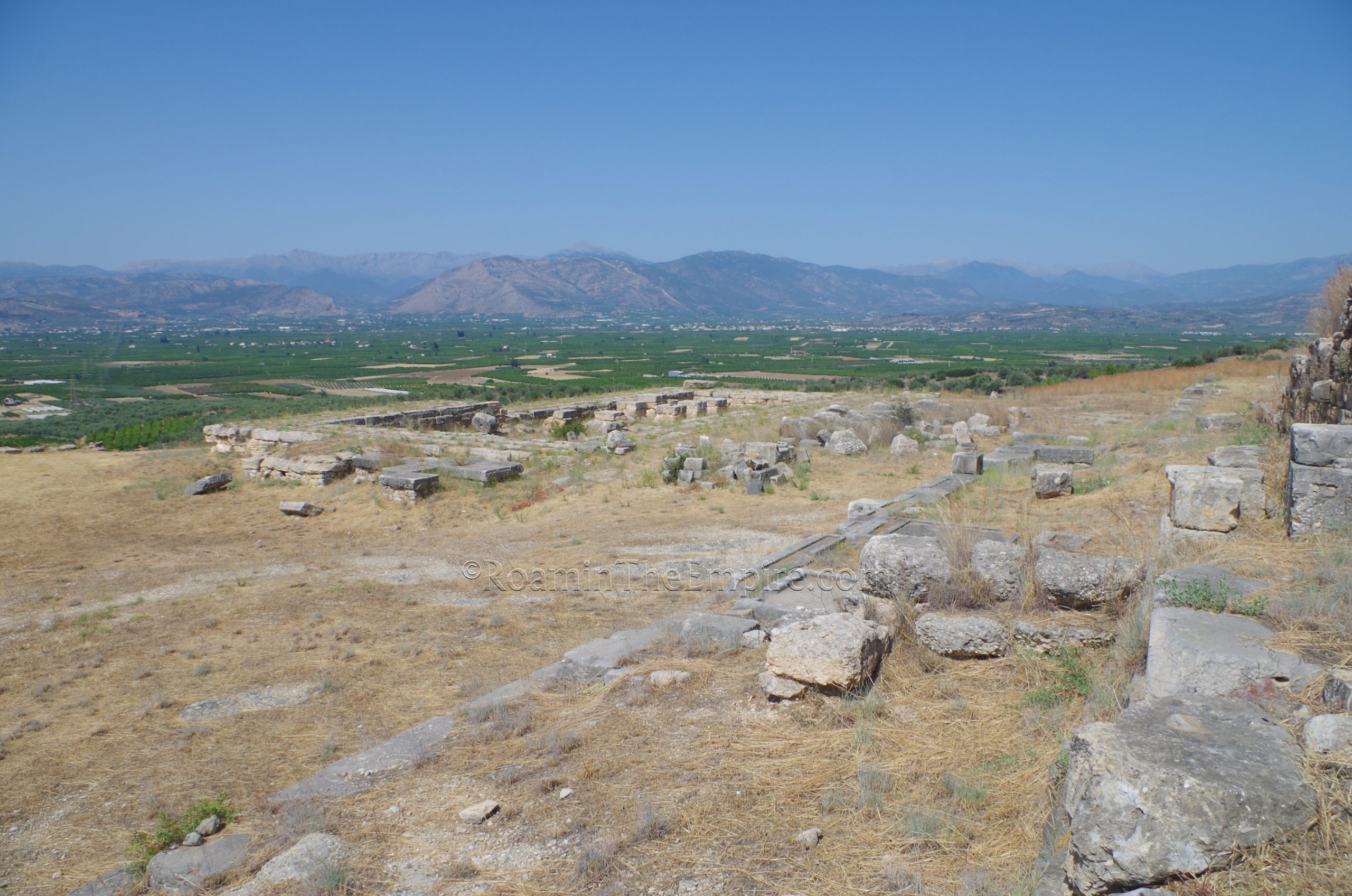 Middle terrace and second temple at the Heraion of Argos.