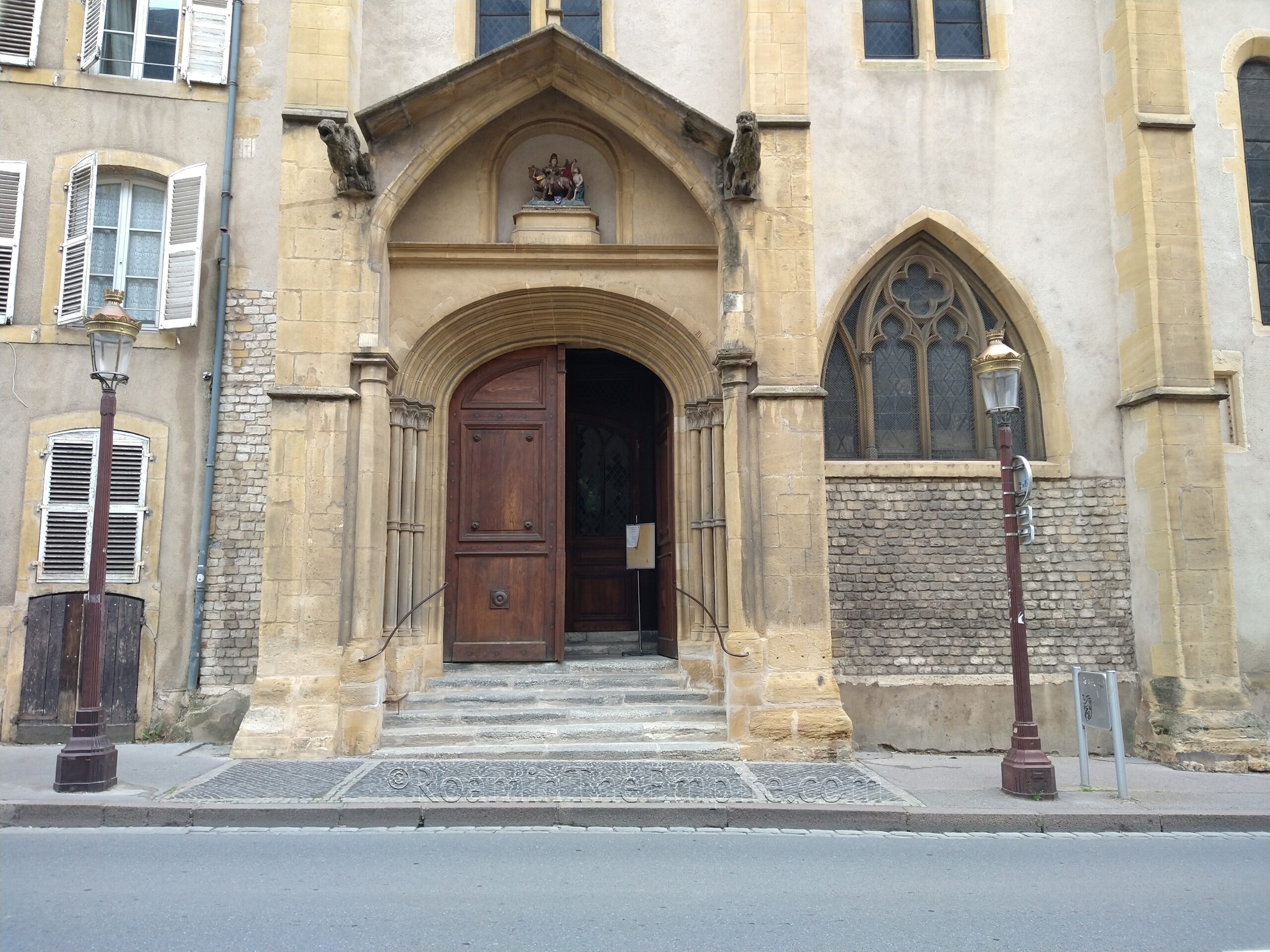 South facade of the Église Saint-Martin de Metz.