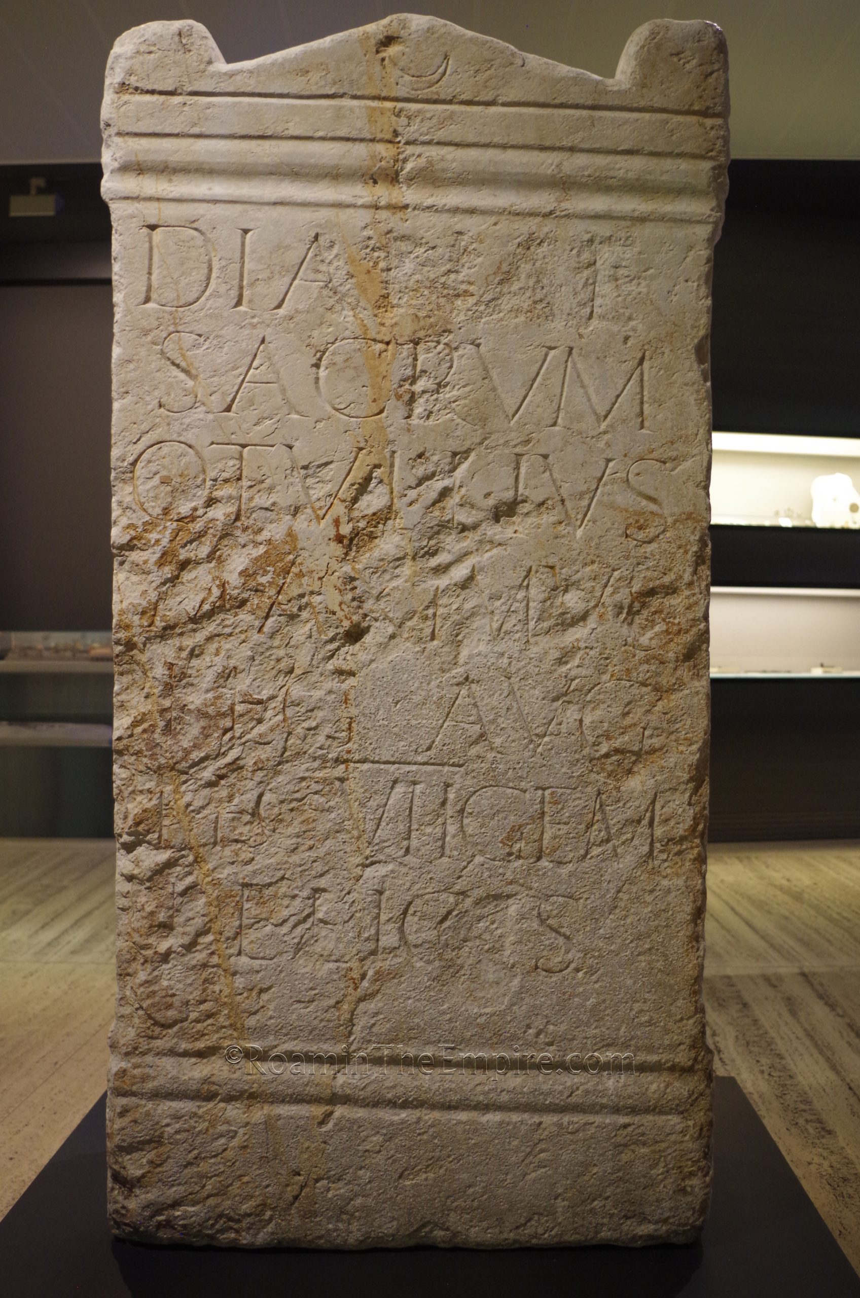 Front side of the altar to Diana dedicated by Quintus Tullius Maximus, Augustan legate of Legio VII Gemina Felix. Found on the city walls of León. Additional sides in gallery. Museo de León. Castra Legionis.