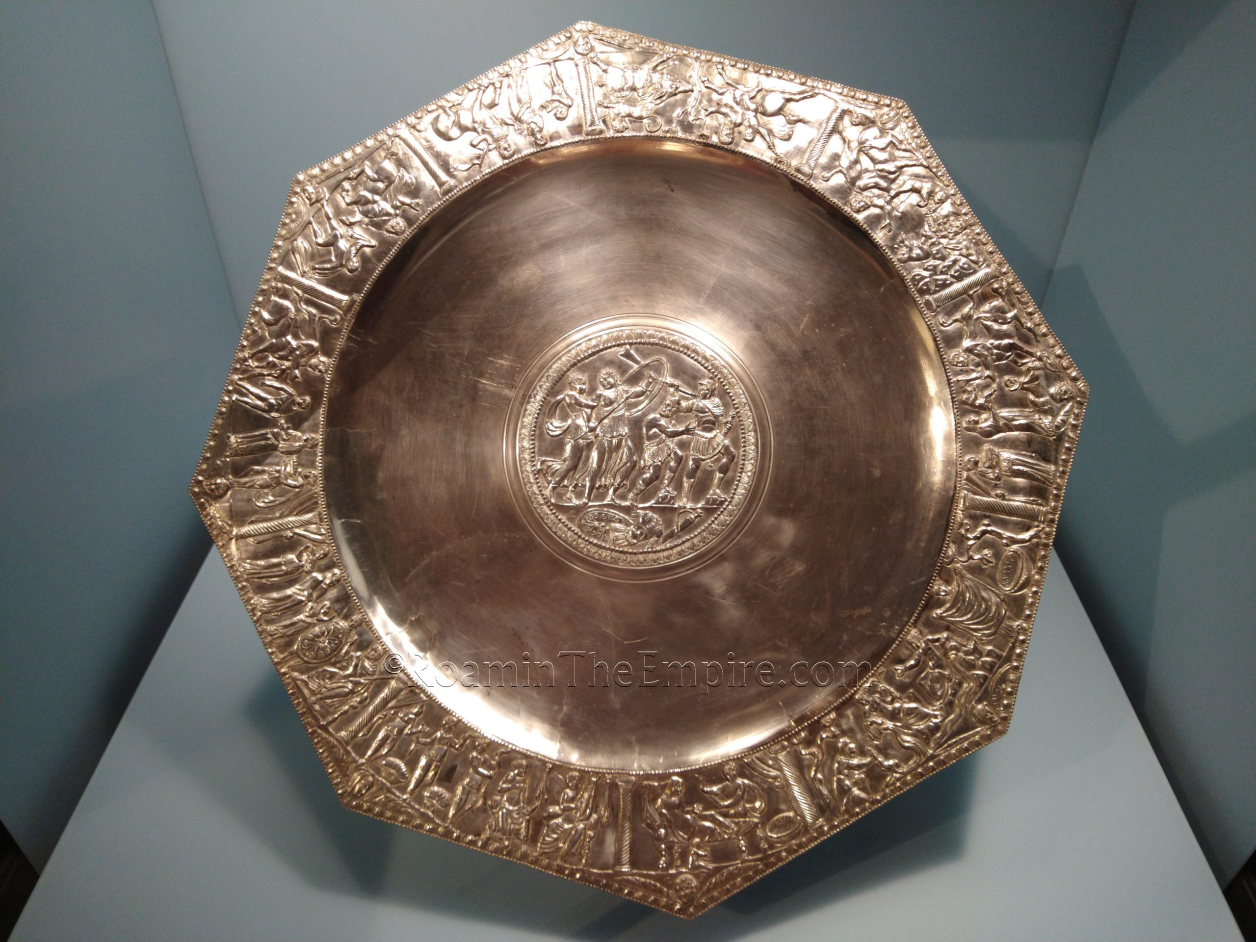 Silver platter decorated by scenes from the early life of Achilles, including his discovery at the court of Lycomedes on Skyros at the center. Museum and Römerhaus Augusta Raurica.