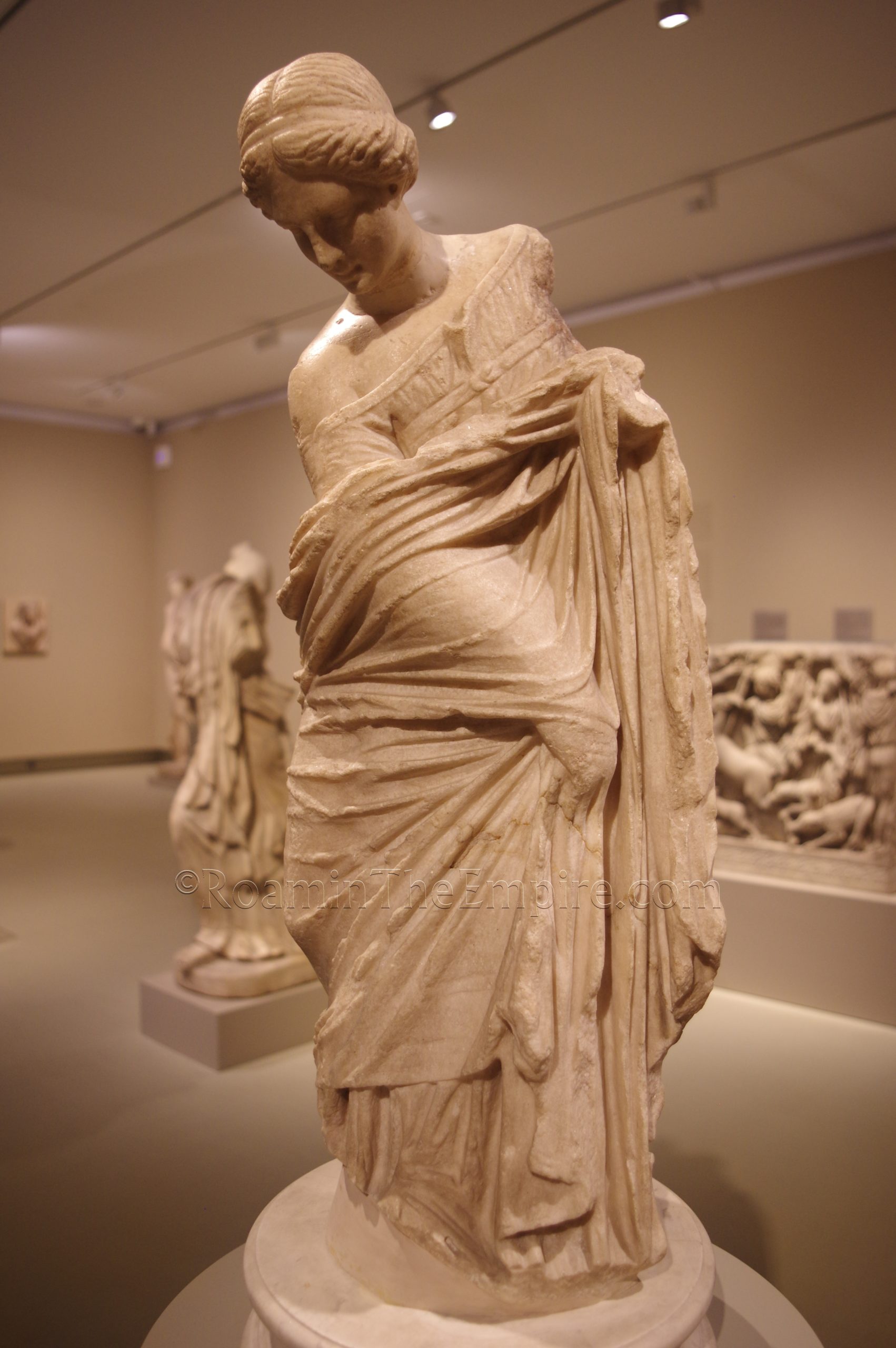 The Budapest Dancer, a statue of a girl. Alternatively dated to either 240-220 BCE or 150-100 BCE. From Rome. Szépművészeti Múzeum.