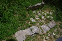 Road-like remains at Tsakalof and Arachthou intersection.