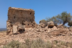 Building with vaulted ceiling outside the archaeological park.