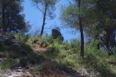 Southern side of the Traconnade Aqueduct at the Pilliers de Réclavier stretch.