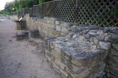 Bathing complex remains in the Jardin Romain at Caumont-sur-Durance.