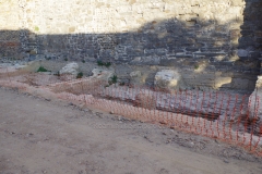 Detail of the excavated foundations of the walls along Calle Carreras.