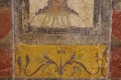 Fresco of a portrait of a Muse from the north wall of the triclinium of the Casa de las Musas in Zaragoza. Dated to the early 2nd century CE. Museo de Zaragoza.