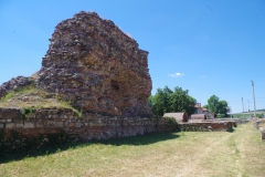 Northern wall approaching the north gate.