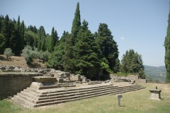 Temple and Etruscan altar.