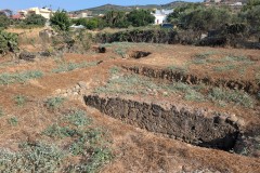 Underground rooms or cisterns at the house with a bathing complex (along Theocharaki).