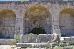 Fountain in the terrace wall on the lower terrace. Fountain in the terrace wall on the lower terrace.