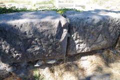 Mason's marks on blocks from the monumental propylon.
