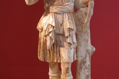 Statue of Artemis Laphria from the Roman residence near the Asklepieion. A Roman copy of a 4th century BCE statue of the Praxitelean school. Archaeological Museum of Ancient Messene.