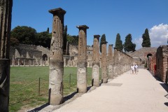 The quadriporticus adjacent to the theater of Pompeii.