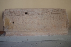 Dedication to the Deis Publicis by Gaius Caesius Sabinus. Museo Nazionale Archaeologico.