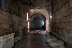 Hallway Y east of the Bronze Gate.